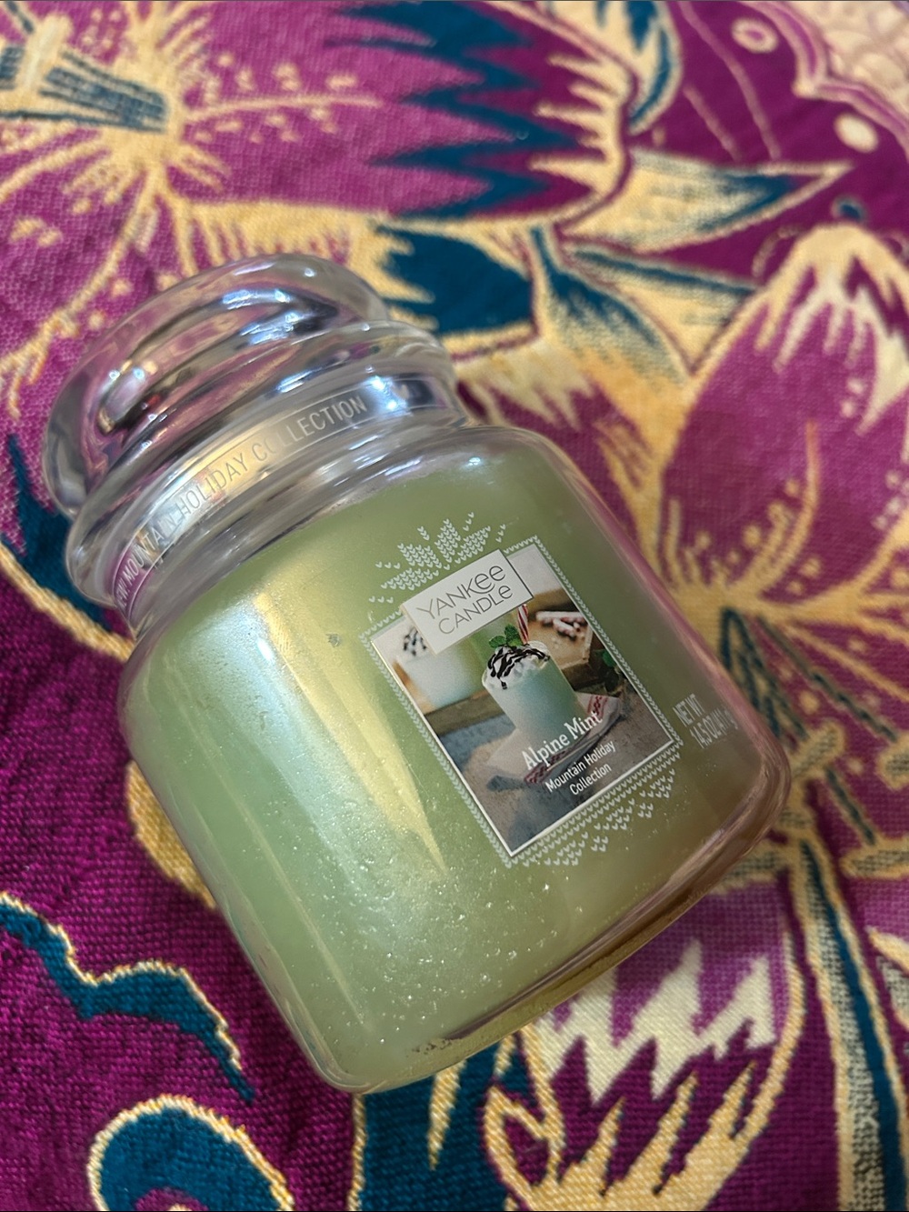 New Yankee Candle Alpine Mint scent in 14.5 Oz - Picture 9 of 9